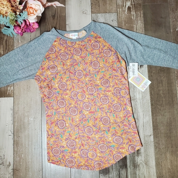 NWT LuLaRoe "Randy" 3/4 Sleeve Simply Comfortable Floral Top Women's Size XS - Picture 1 of 16